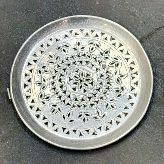 SILVER FINISH SQUARE PLATE 37cm