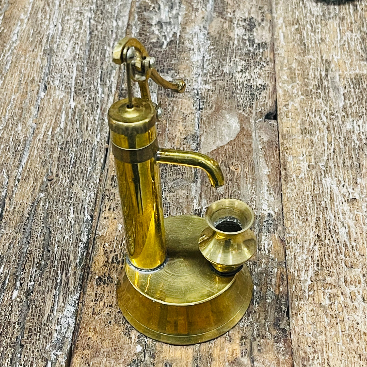 BRASS MINI WATER TAP